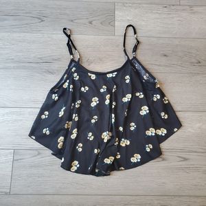 Floral flowing cropped tank top small
